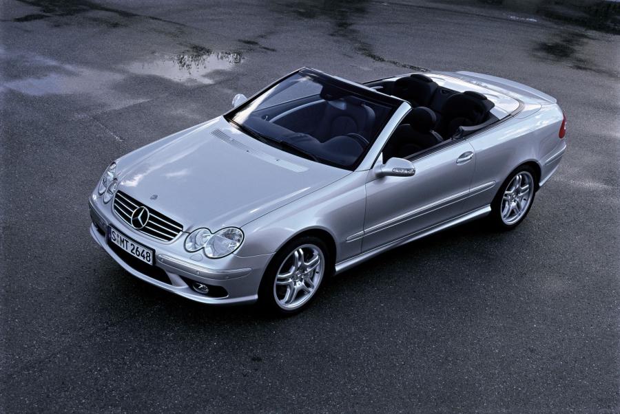  Mercedes-Benz CLK55 AMG Cabriolet 2004 года  (фото 25 из 35)